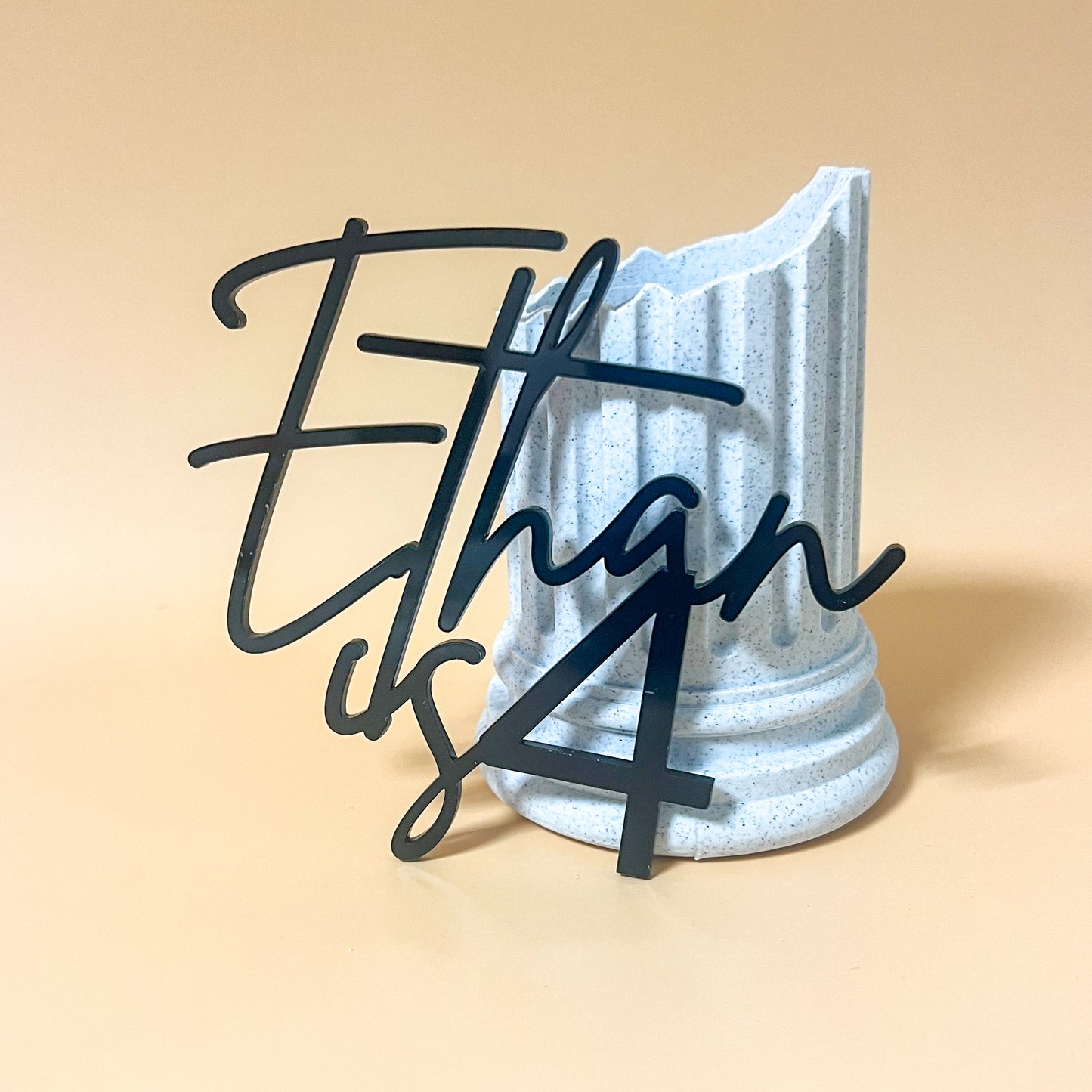 FACE topper : prénom et âge